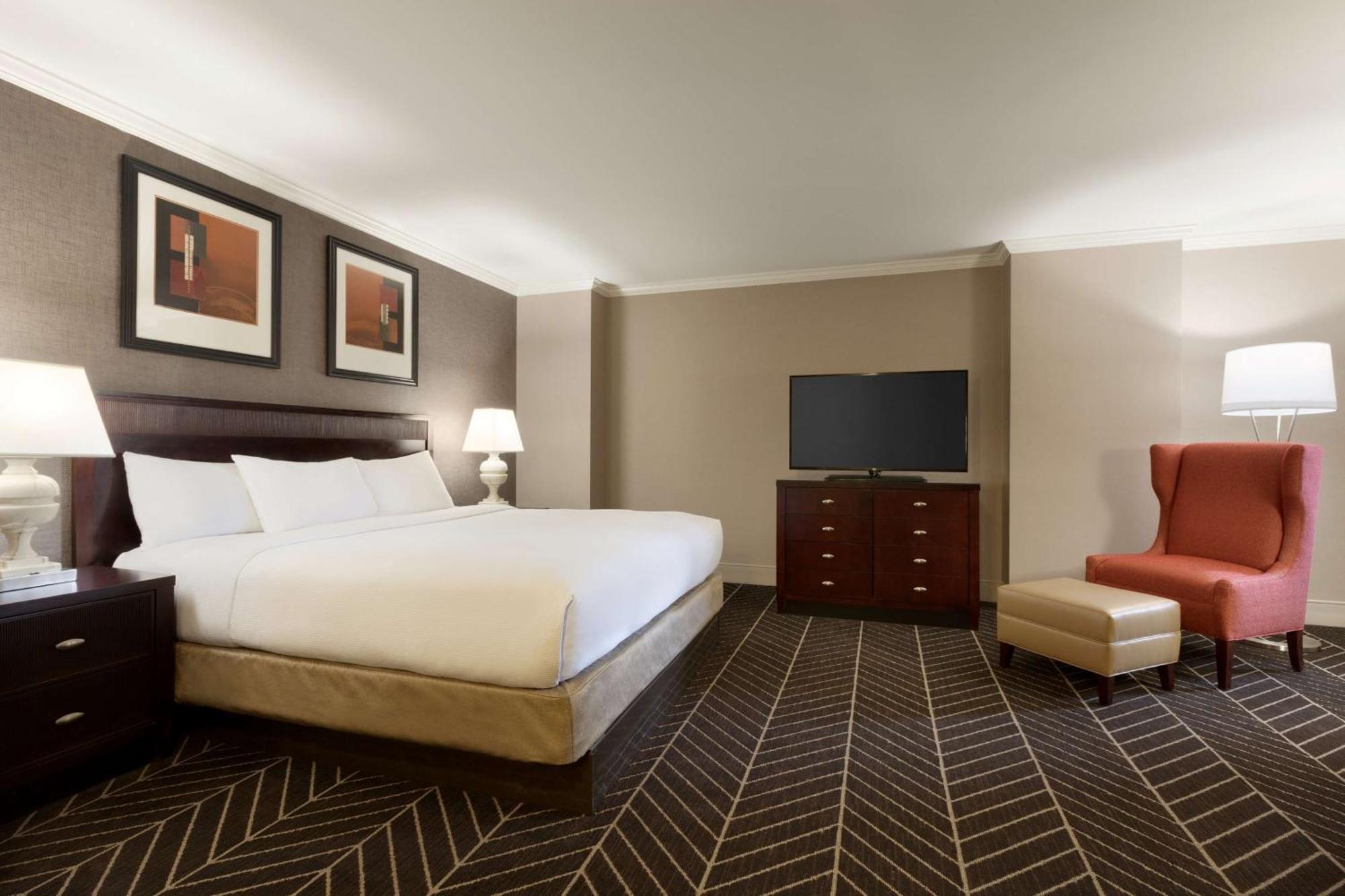 Hotel Hilton Arlington Extérieur photo
